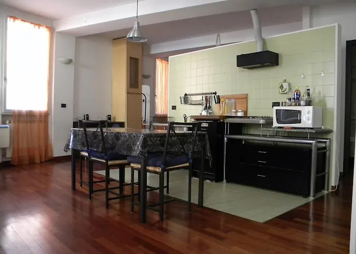 Ampio Open Space In Centro Storico * ボローニャ